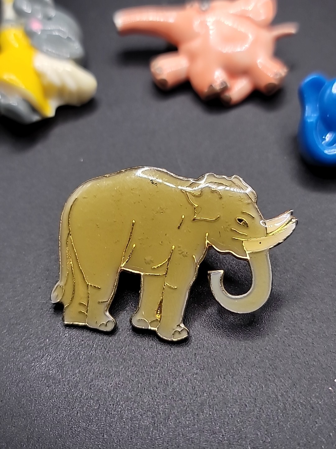 Vintage Elephant Jewelry 16 pc Lot Pins Brooches Charms Plastic Metal Mixed