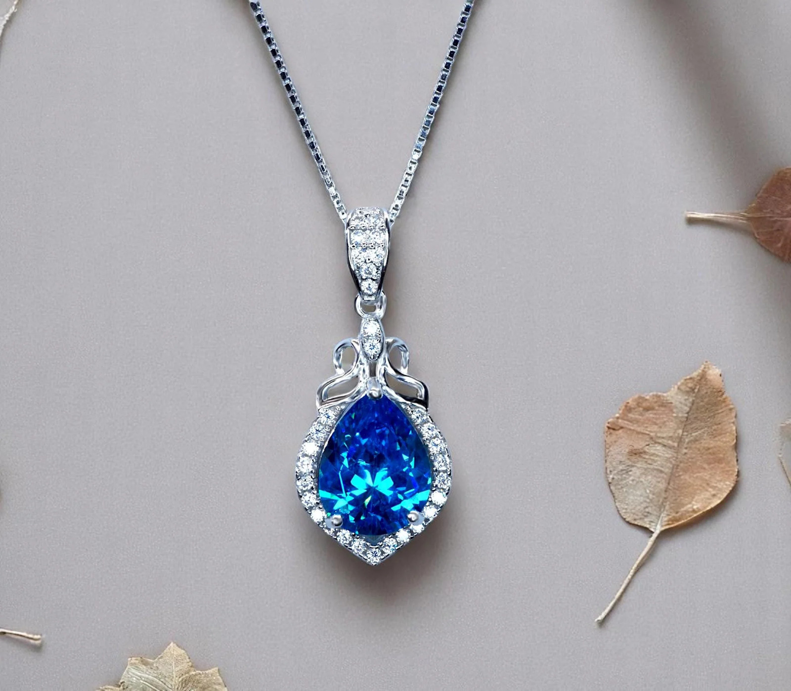 Blue sapphire necklace – 18kgp @ sterling silver – September Birthstone – Pear