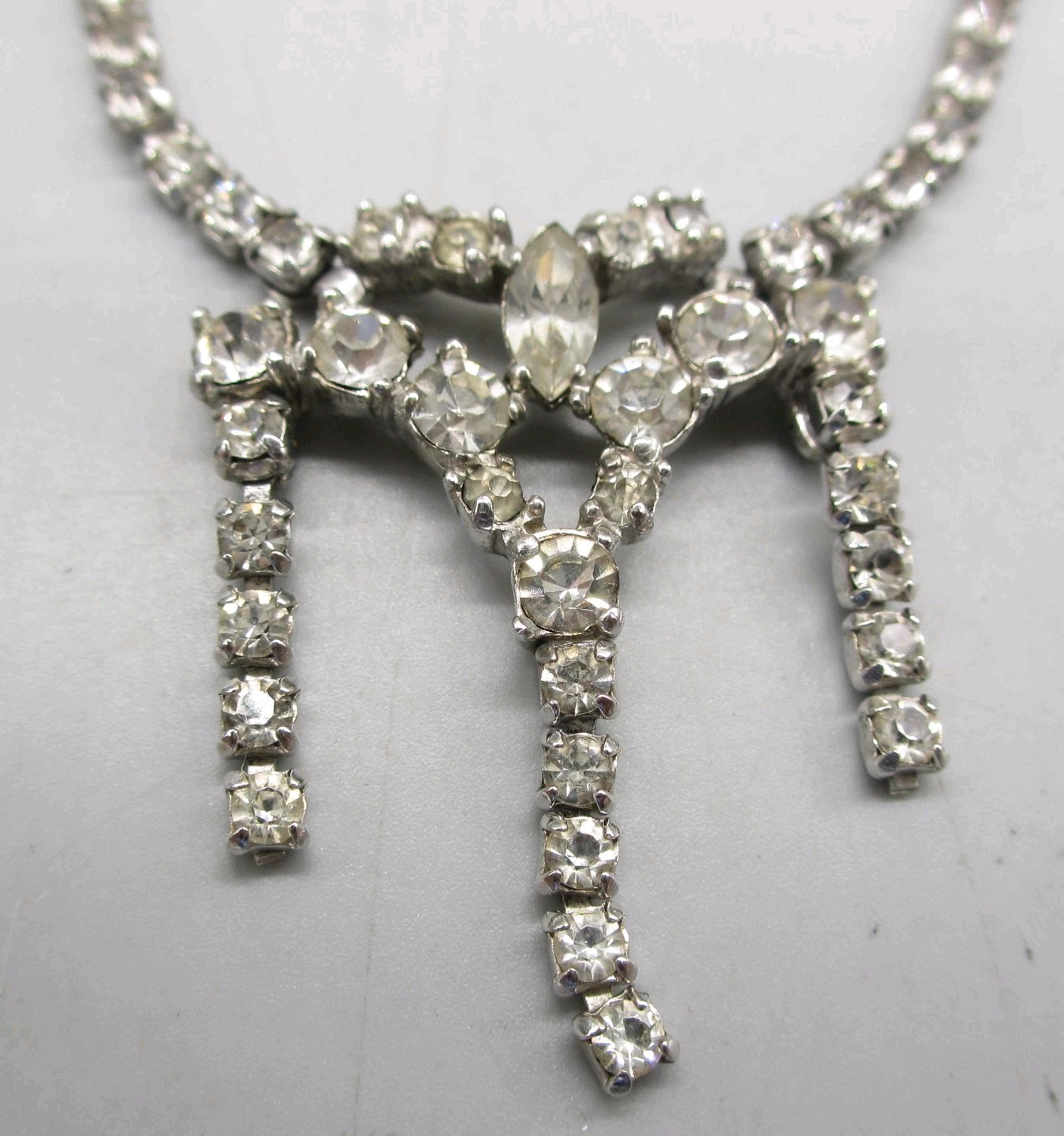Vintage Rhinestone Necklace Dangles Sparkly 15 Inch