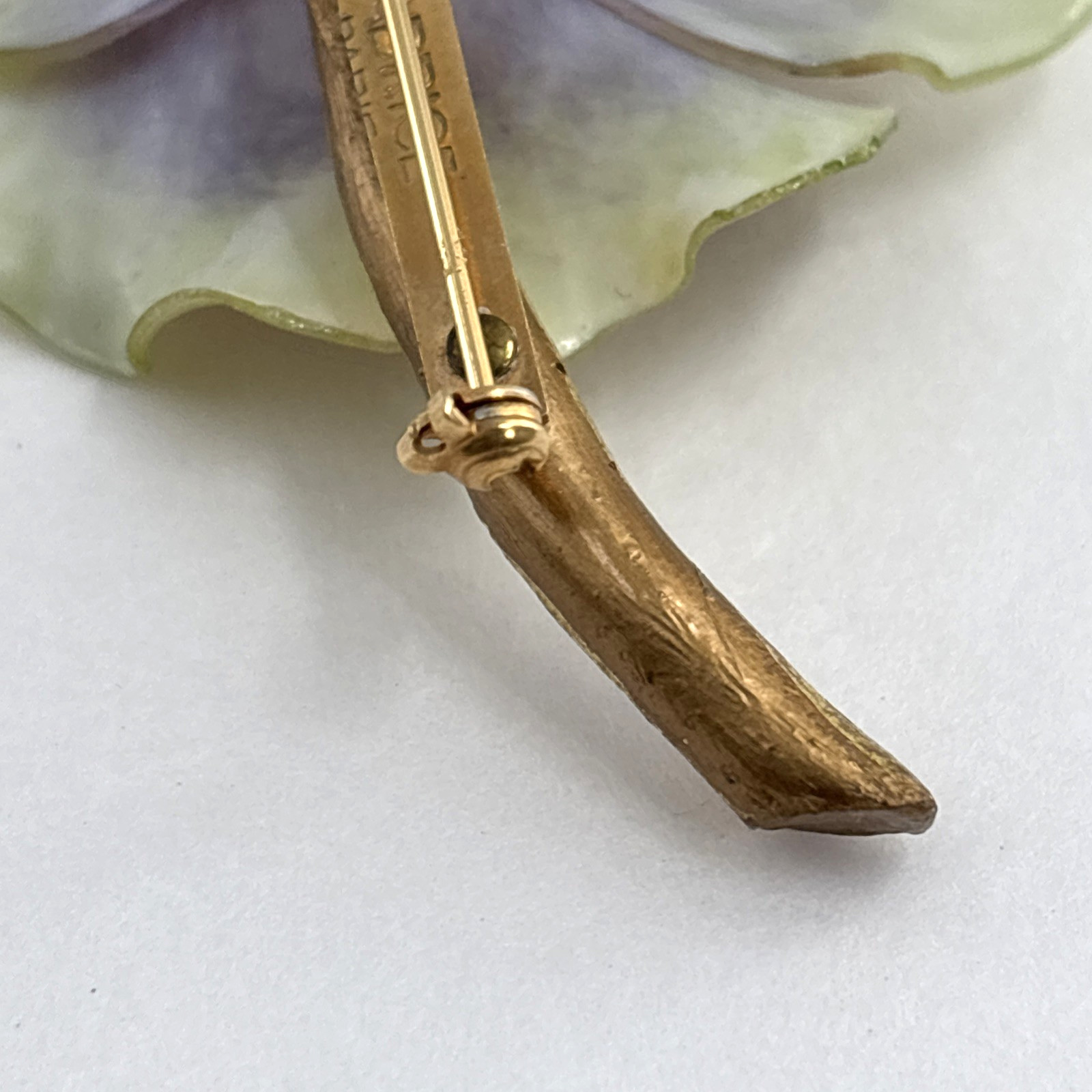 Vtg Fabrice Paris Brooch Translucent Pansy Flower Lucite Resin Gold Tone Stem
