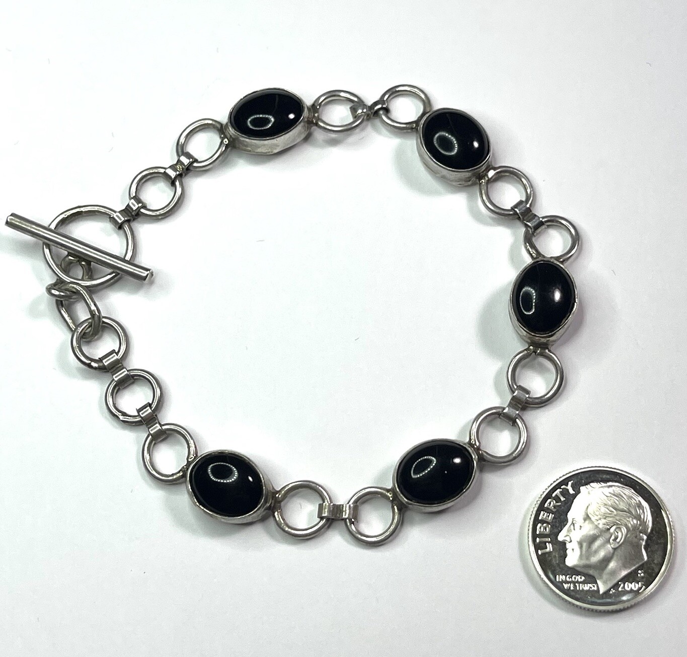 Vintage Black Oval Onyx Stone Sterling Silver Bracelet 7.25” Length BND – B13