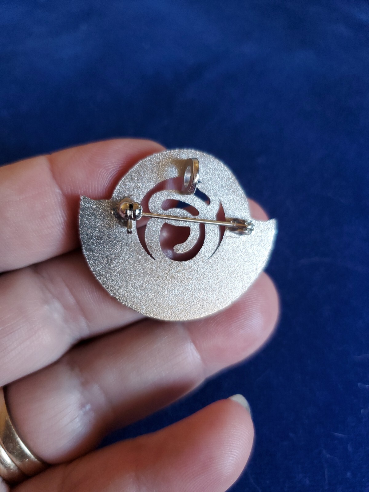 Collectible Advertizing Pin Pendant BeautiControl Logo Senior VIP Silvertone