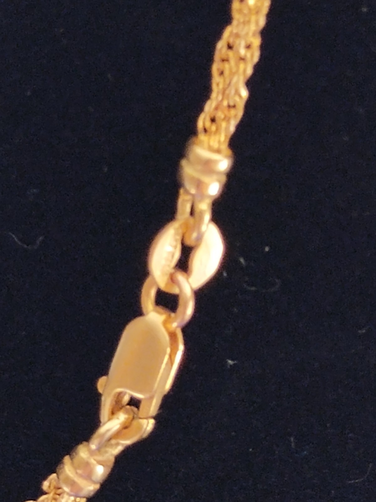 14k Gold Chian. 16 inches long Mariners Chain. 4.4 grams
