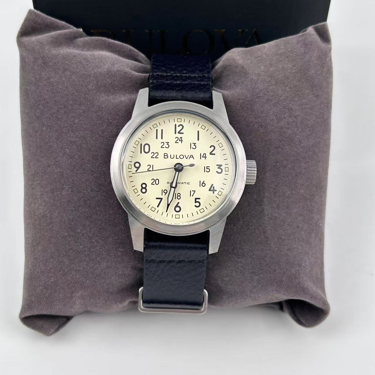 New Bulova Hack 96A246 Men’s Automatic Watch Ivory Dial Black Leather Strap 38mm