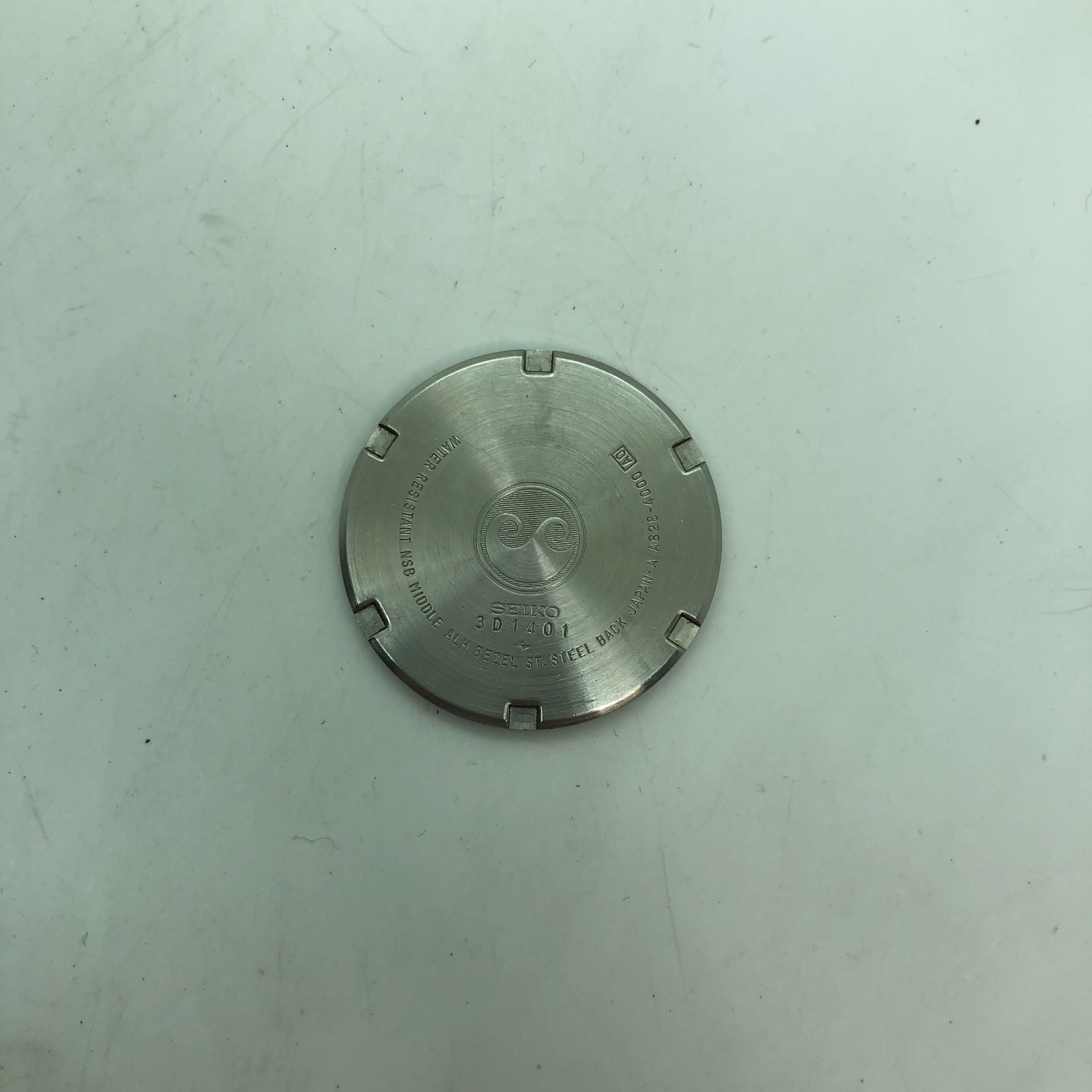 [w2359] SEIKO A828-4000 All original Giugiaro Battery replaced Quartz EX/PR