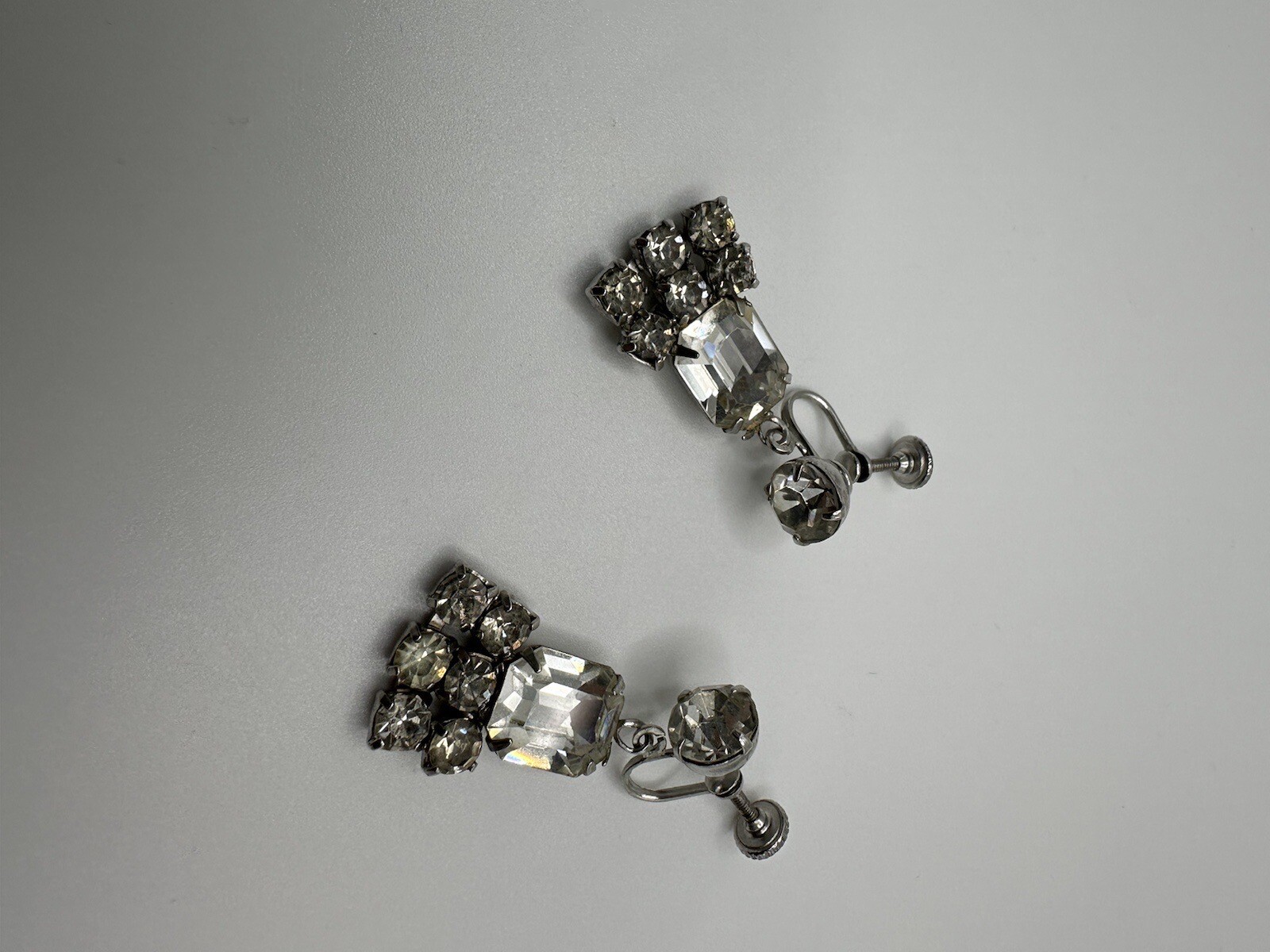 Vintage Silver Screw back Rhinestone Dangle Earrings 3.6cm JB16