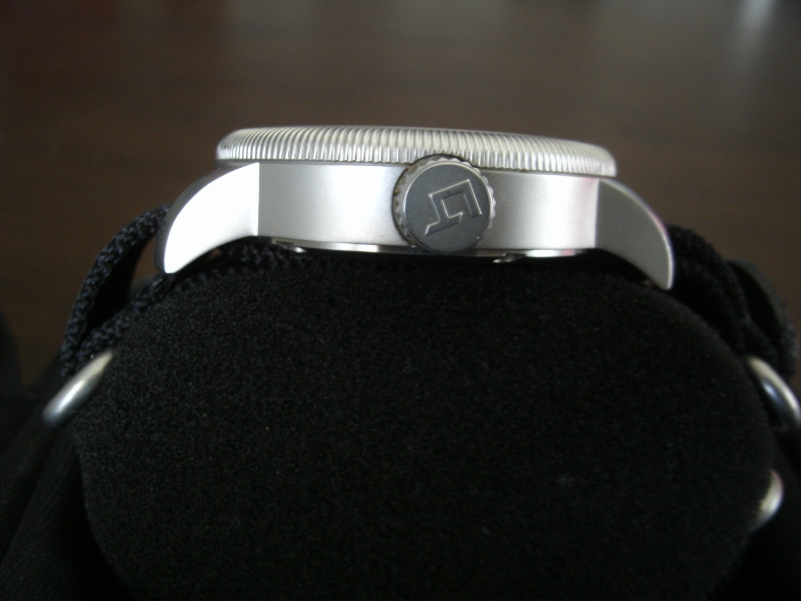 Lum-Tec Combat B28 Military 24 Hour watch. Working and keeping time. Limited
