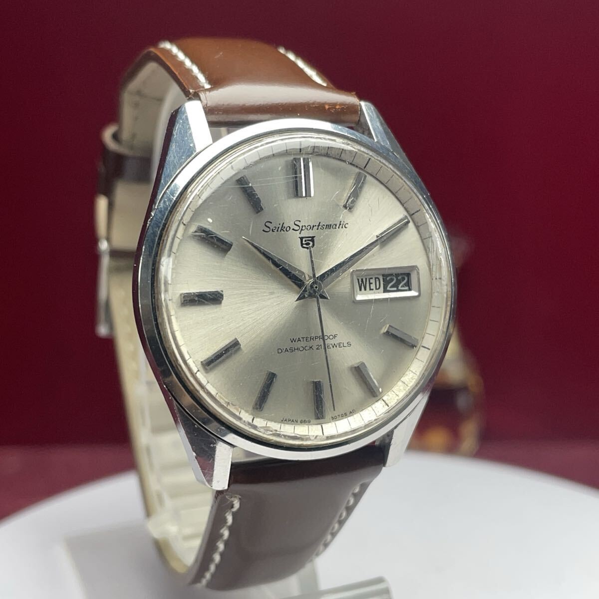 Vintage 1966 SEIKO Sportsmatic 5 6619-8050 Automatic 21J Made in Japan Dolphin