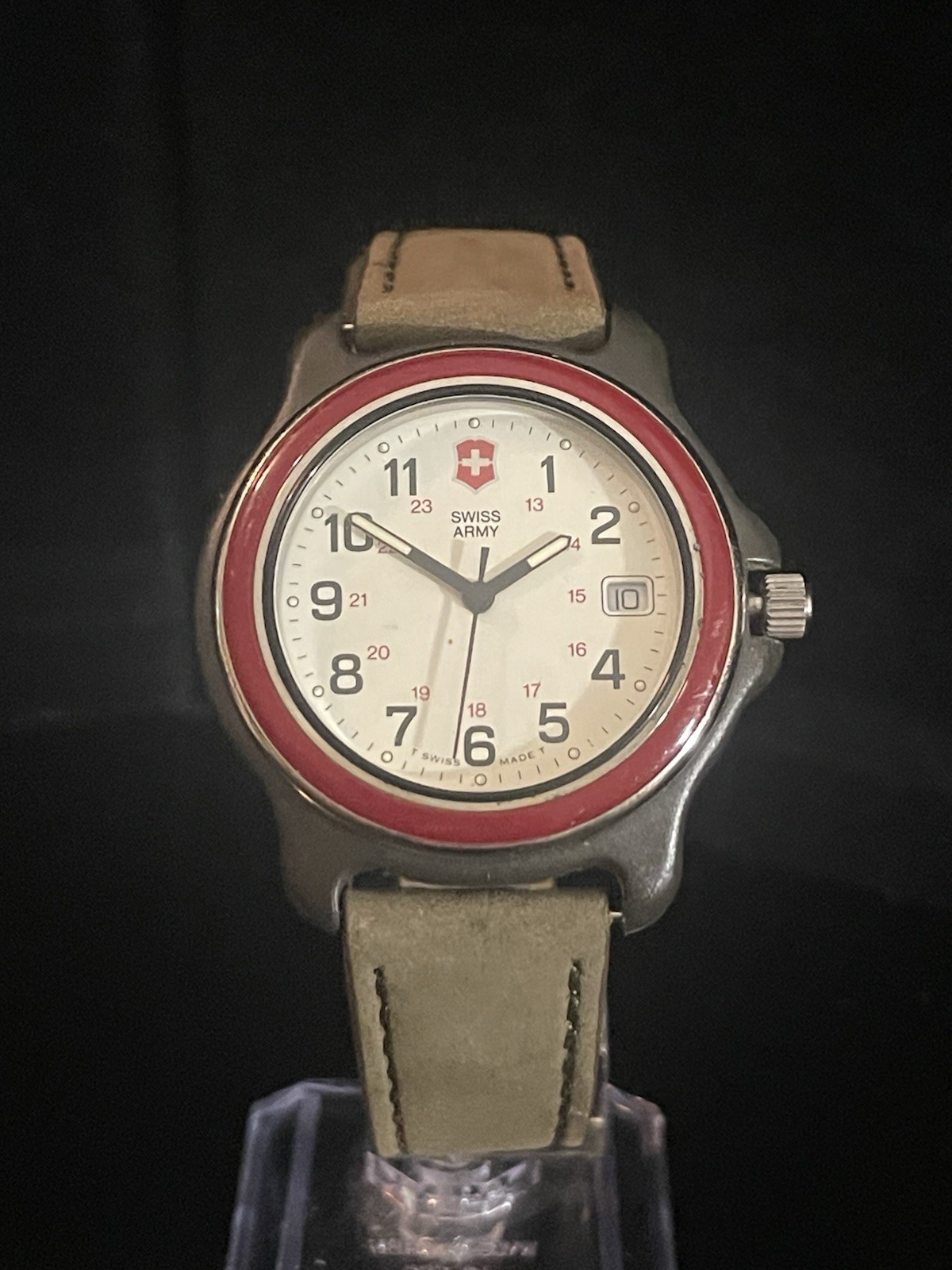 Vintage Swiss Army Marlboro Adventure Team Quartz Field Watch Box Papers 36mm