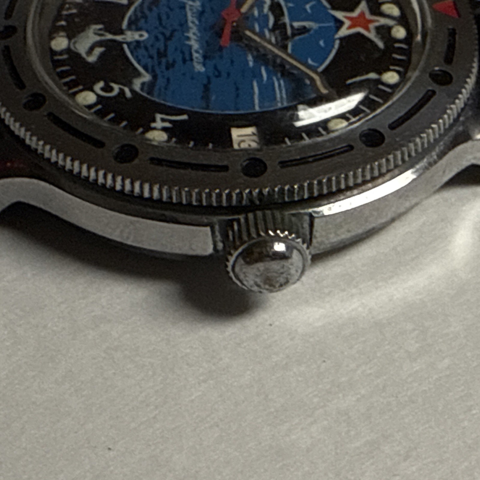 Vintage Vostok Komandirskie 17J Auto Date Black Dial 39mm 200m Military