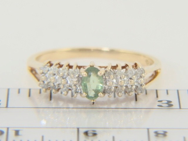 10K Yellow Gold Natural Chrysoberyl and Natural Diamond Ring Size 7.25