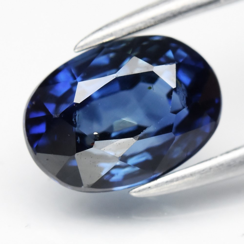💎 1.16ct VS Oval Natural Blue Sapphire – Unheated, Mozambique Gemstone