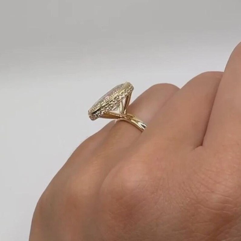 IGI 4 Ct Oval F-VS1 Lab Grown Diamond Engagement Solitaire Ring 14K Yellow Gold