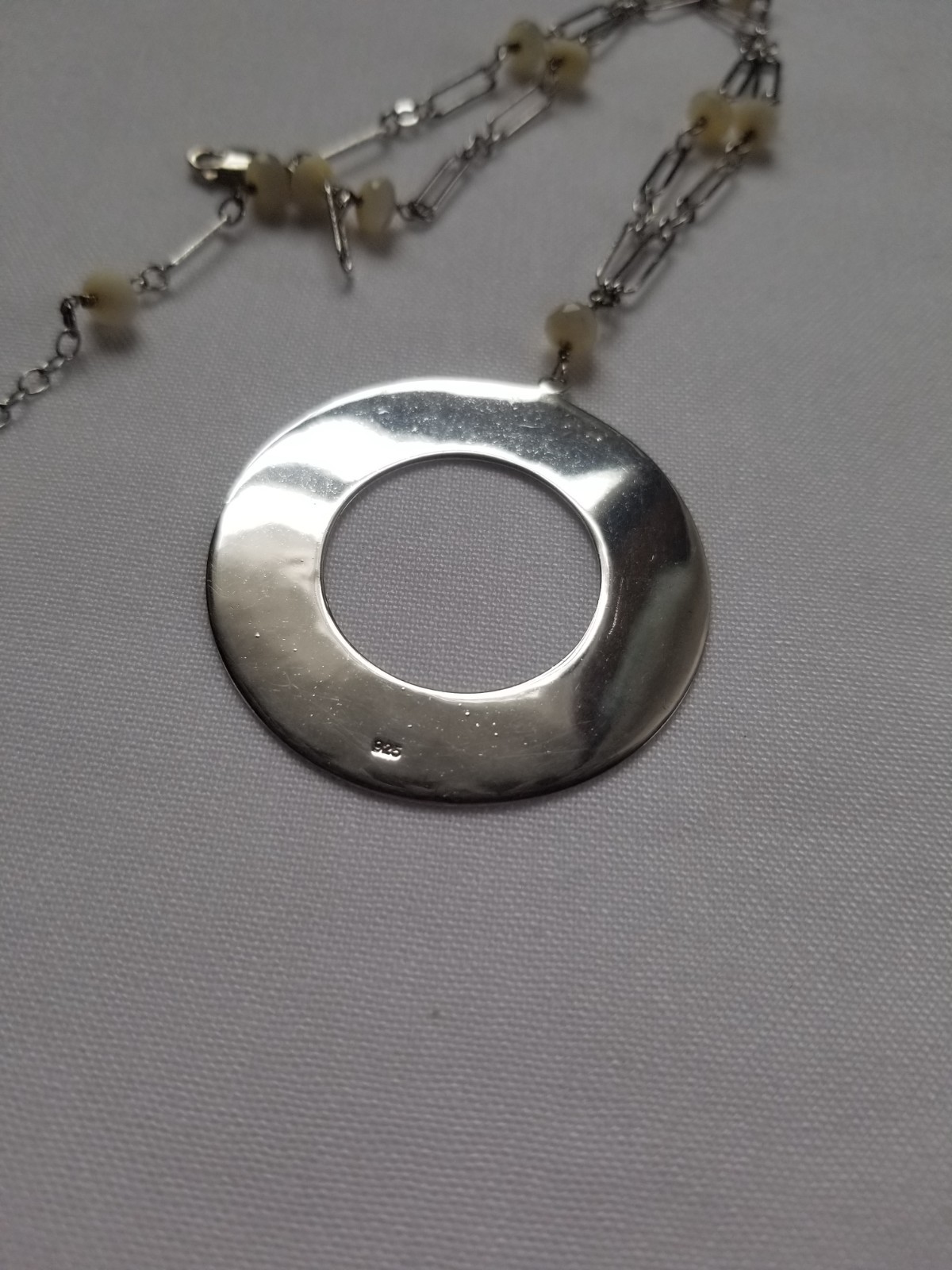 Sterling Silver Circle Pendant Necklace Paper Clip Chain White Quartz Italy 13g