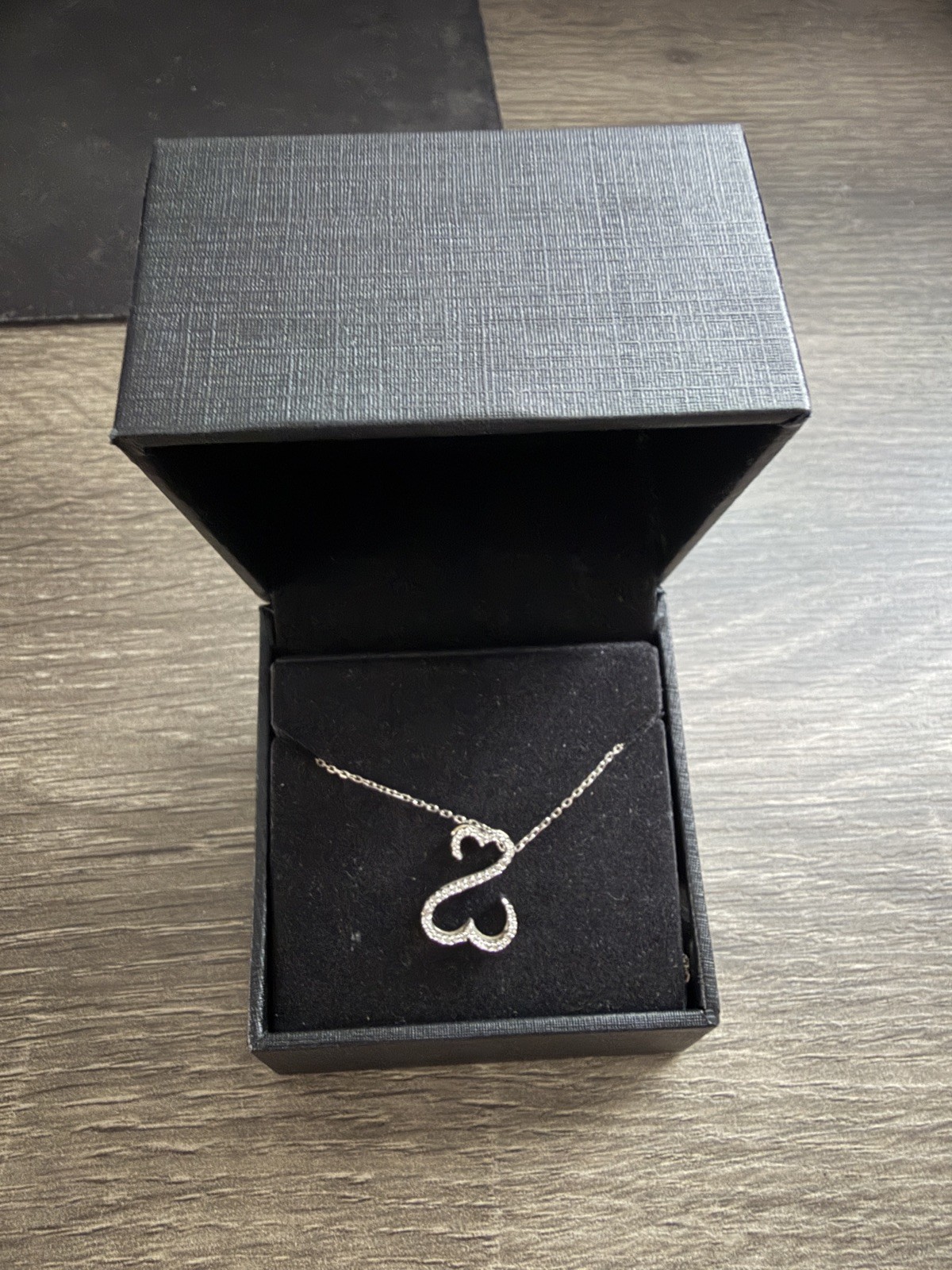 14kt White Gold JANE SEYMOUR OPEN HEARTS Diamond Necklace