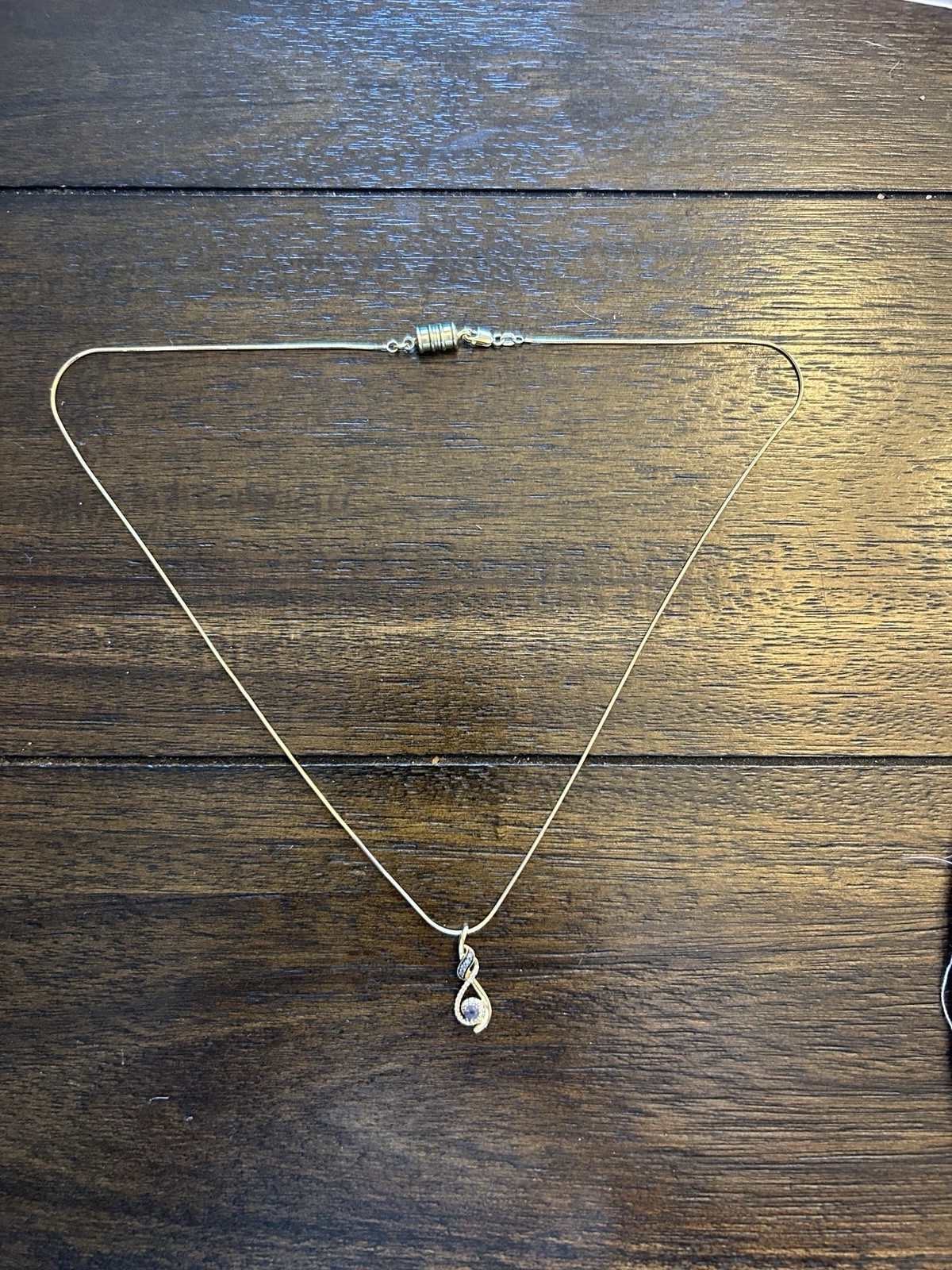 Mark Henry 18K Gold Natural Alexandrite Diamond Pendant Necklace 0.30ct