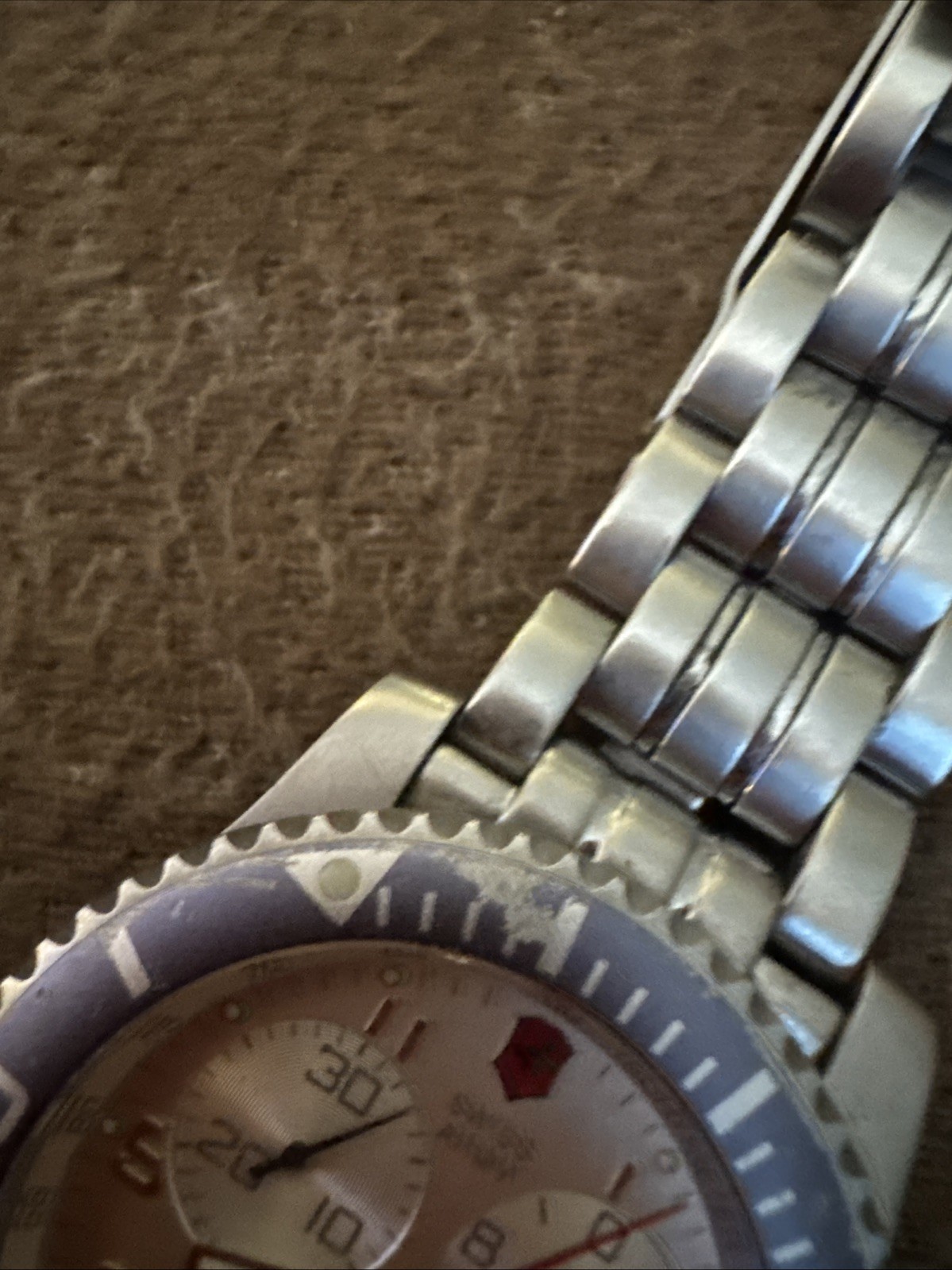 Victorinox Swiss Army Maverick II Chronograph Reference 241051 Men’s