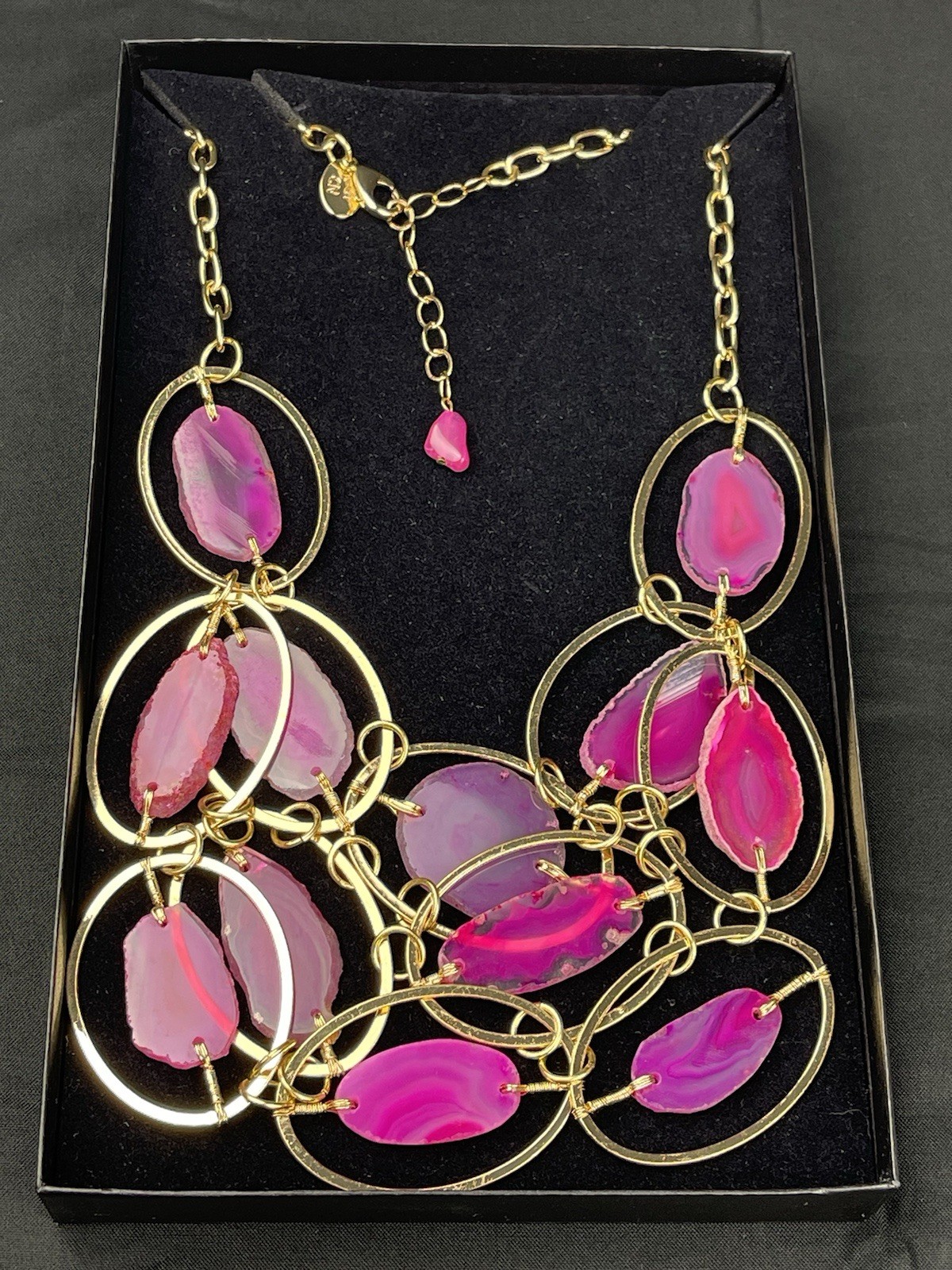 CGI CN Beautiful Statement Pink Gold Tone Necklace.