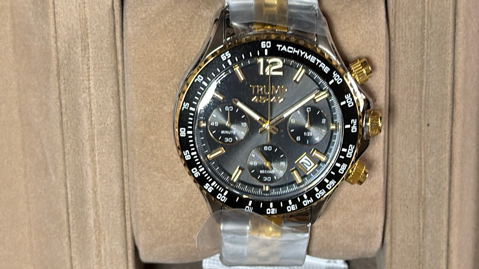 DONALD TRUMP 45 47 FIGHT CHRONOGRAPH Watch GOLD SILVER BLACK # /2000 FATHERS DAY