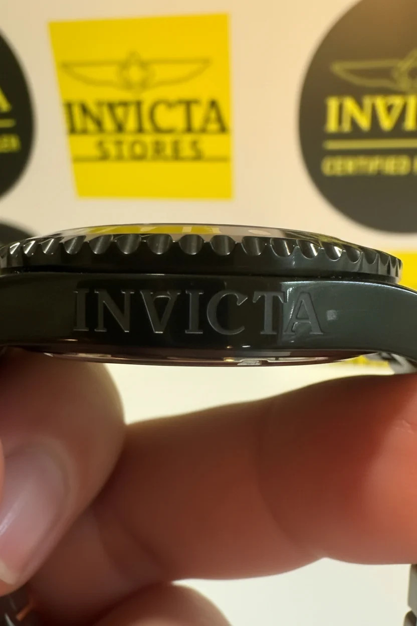 Invicta Men Pro Diver Heritage 43mm Black Dial Quartz Watch ZG-30627 NEW in BOX