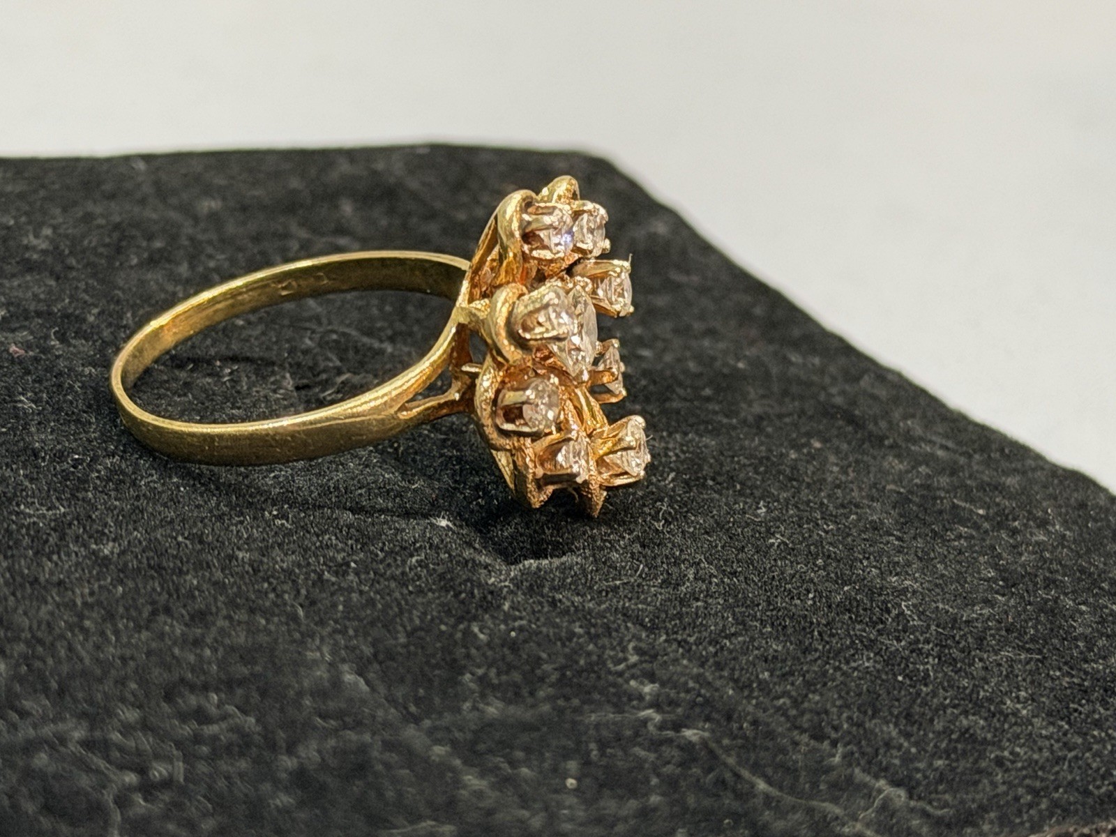 18K Yellow Gold Natural Diamond Flower Cluster Cocktail Ring Size 7 Sizable