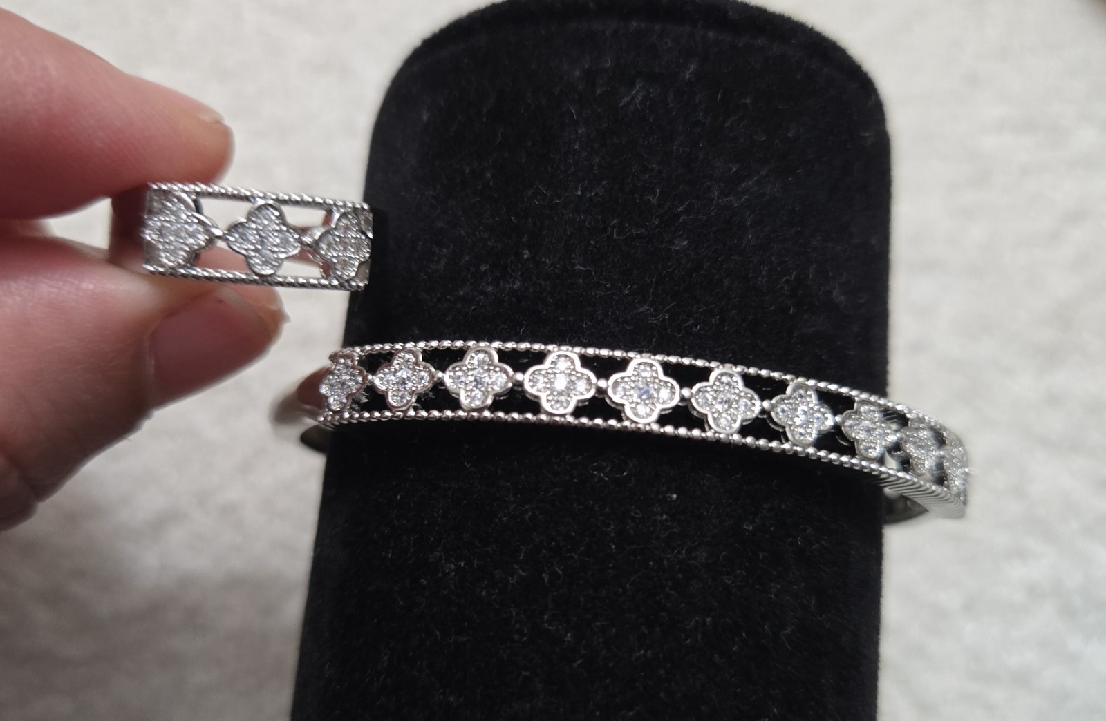 Silver Tone Clover Pattern Cuff Bangle Bracelet, No Stone, Silver Color+Ring