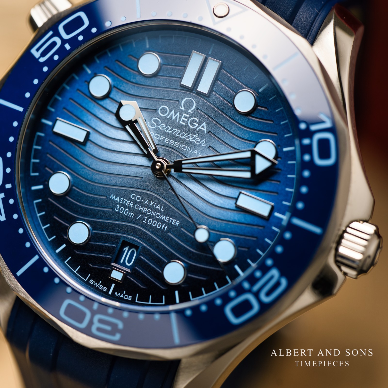 OMEGA Seamaster Diver 300M Summer Blue Excellent Complete with Box & Paper