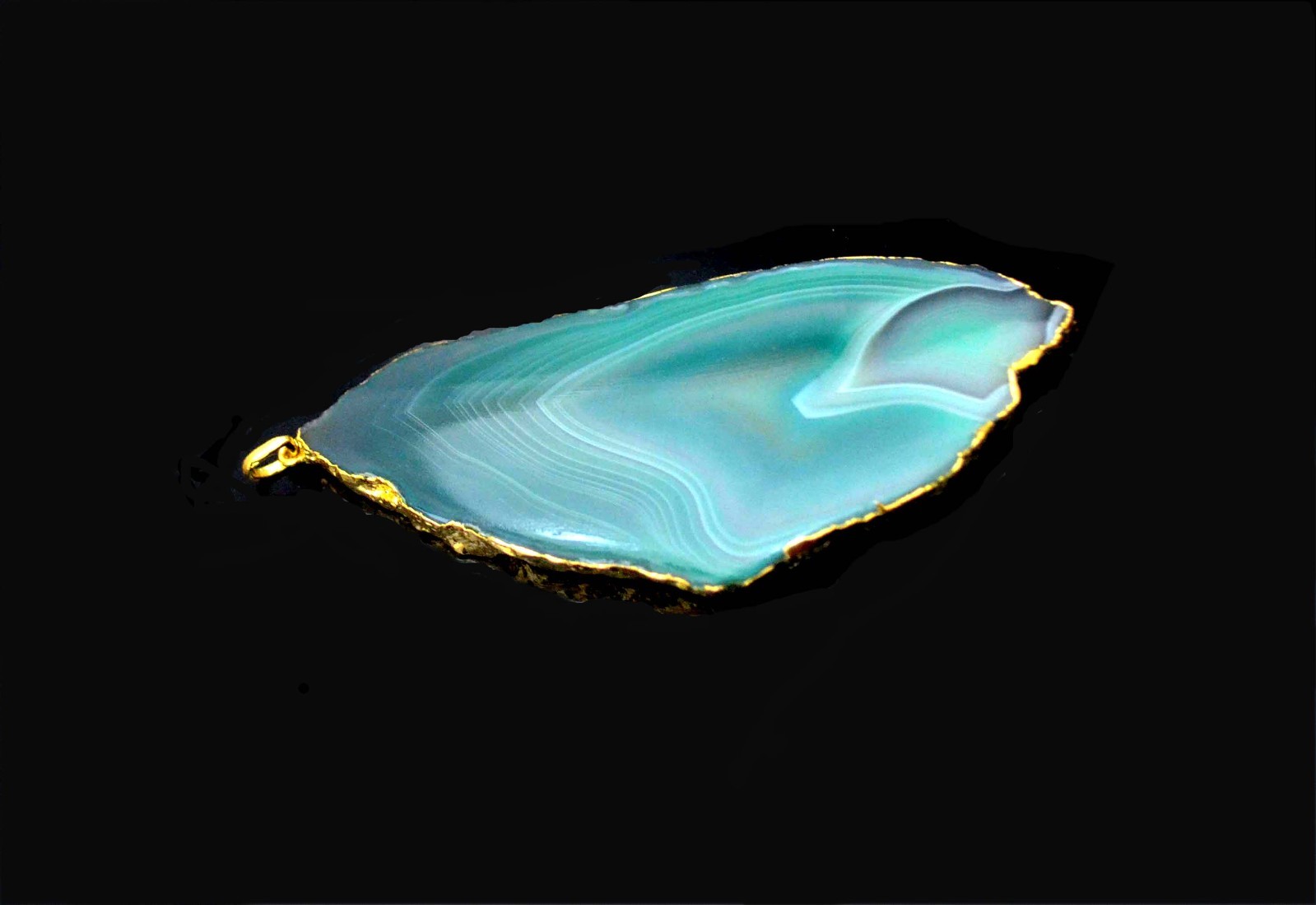 Handmade Dyed Green Botswana Agate Gold Plated Pendant Women’s Jewelry-A749
