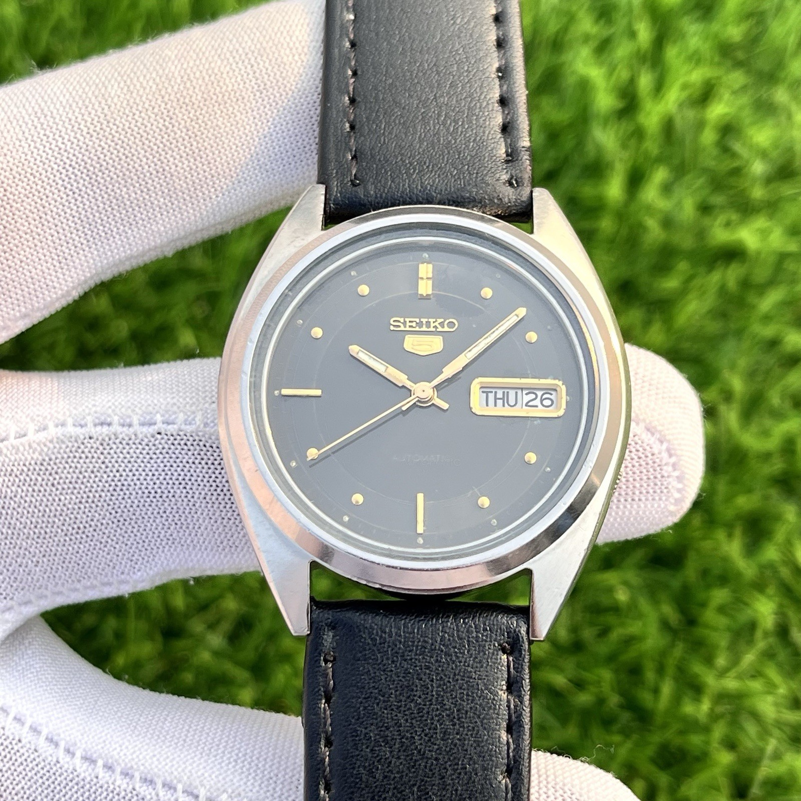 Vintage Seiko 5 Dress Formal Automatic Japan Made Men’s Watch 7009-3041