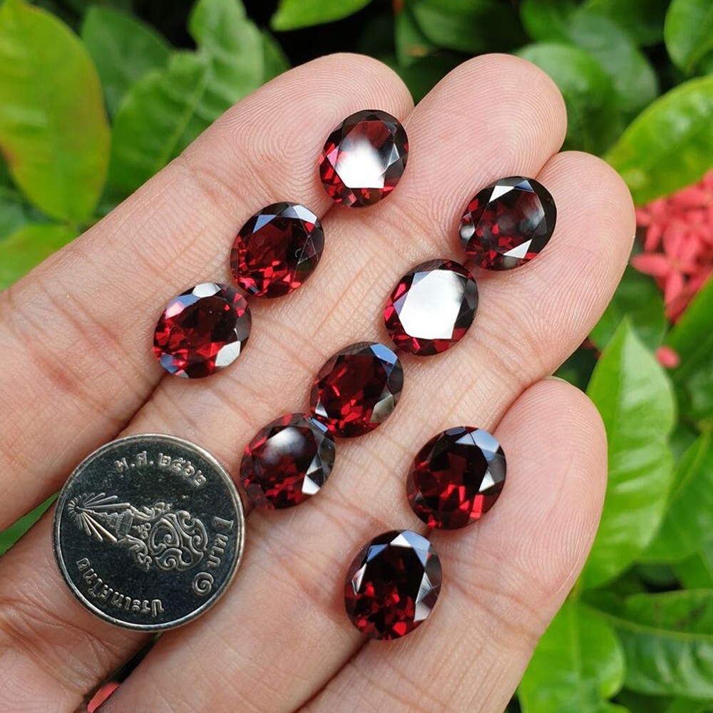 Oval 9×7 mm.Attractive Color! Natural Red Mozambique Garnet Africa 2Pcs/4.9Ct.