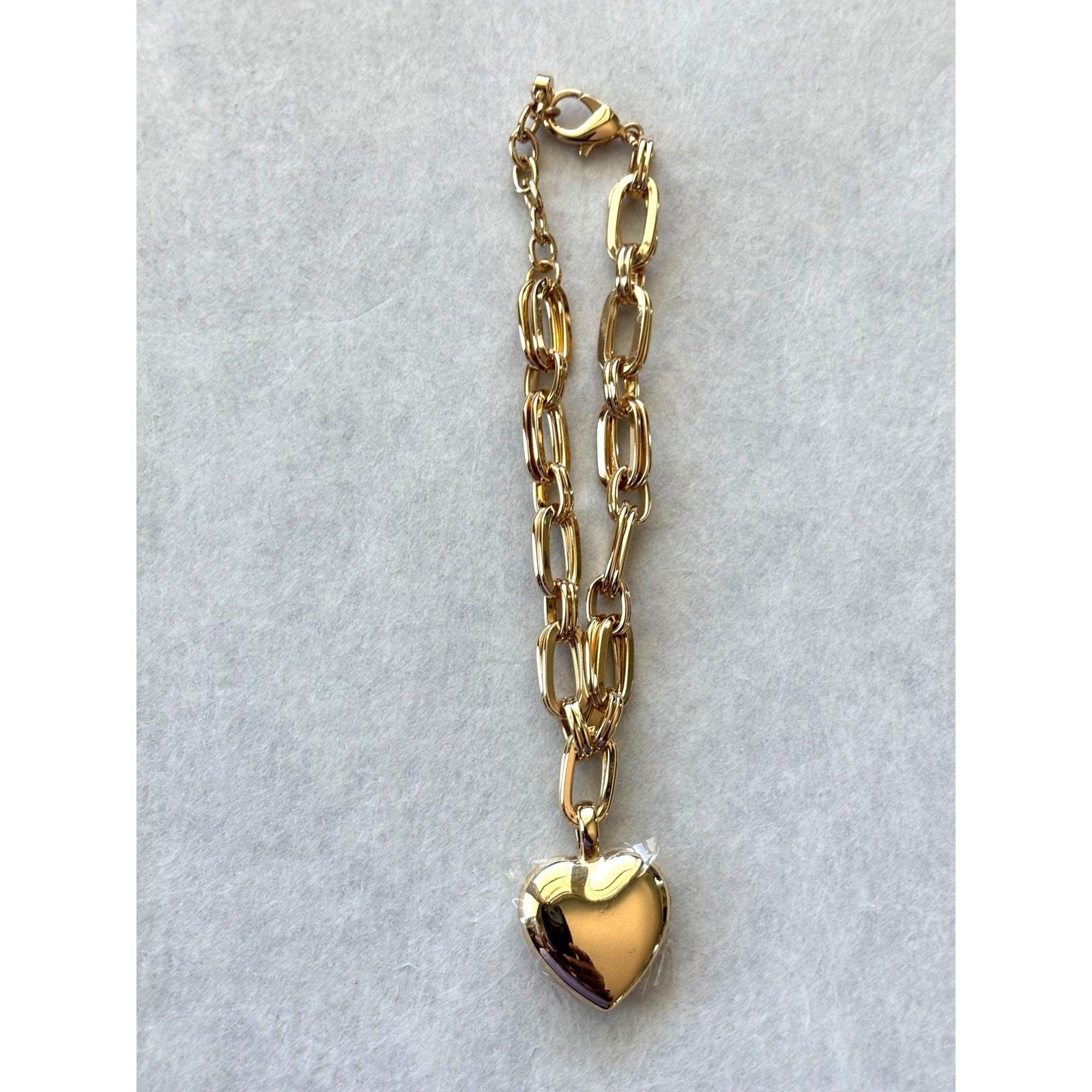 Gold Chunky Chain Bracelet With Heart Pendant Lobster Clasp Closure