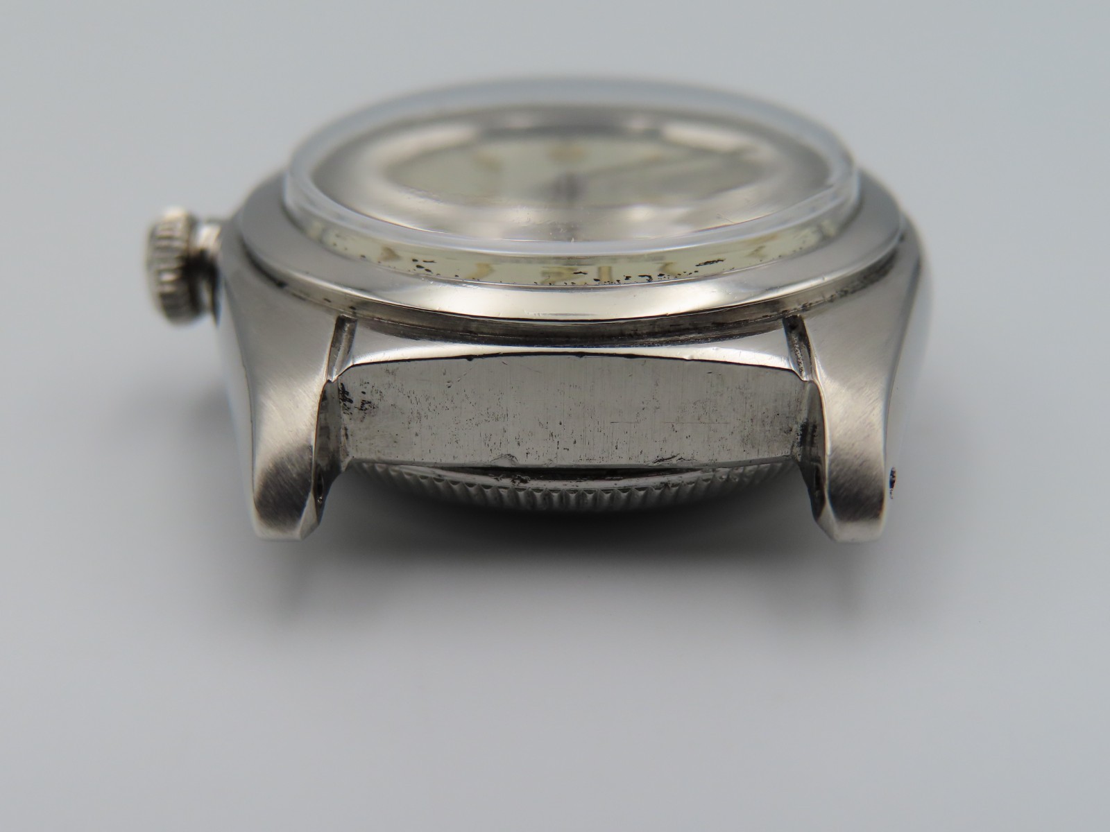1946 Rolex Oyster Perpetual Manual Wind Chronometer 2940 Bubble Back Wristwatch