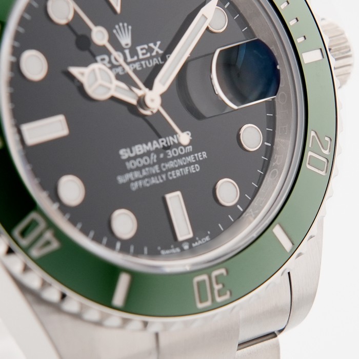 ROLEX Submariner Date 126610LV Warranty 2023 Box/Paper