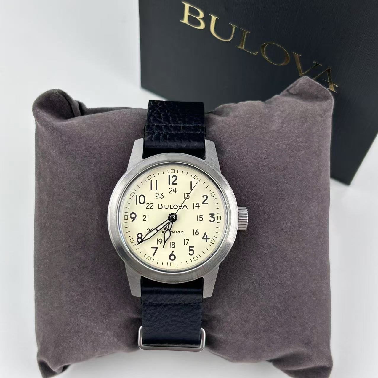 New Bulova Hack 96A246 Men’s Automatic Watch Ivory Dial Black Leather Strap 38mm