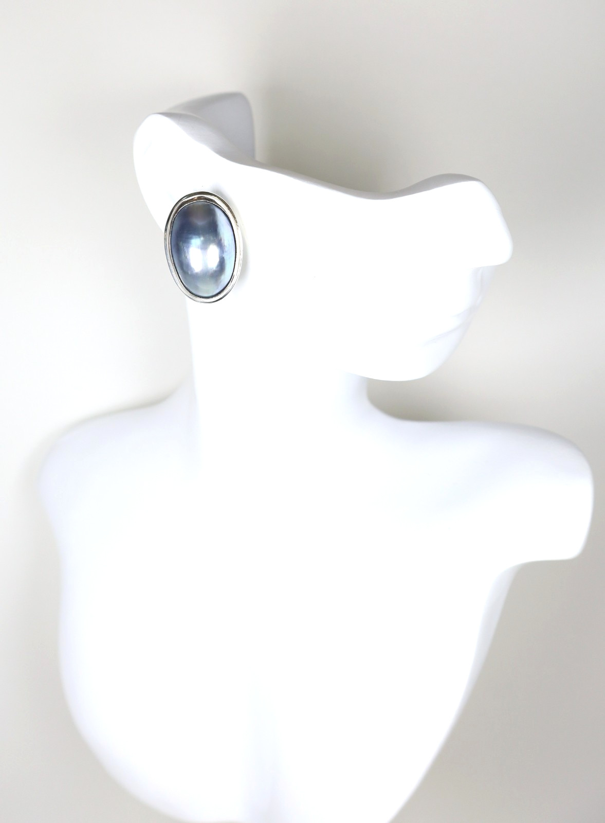 Vintage Blue Mabe Pearl 925 Sterling Silver Stud Post Earrings Large Oval Shape