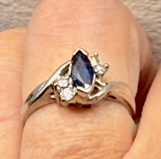 Marquise Sapphire Women’s Ring 14K White Gold
