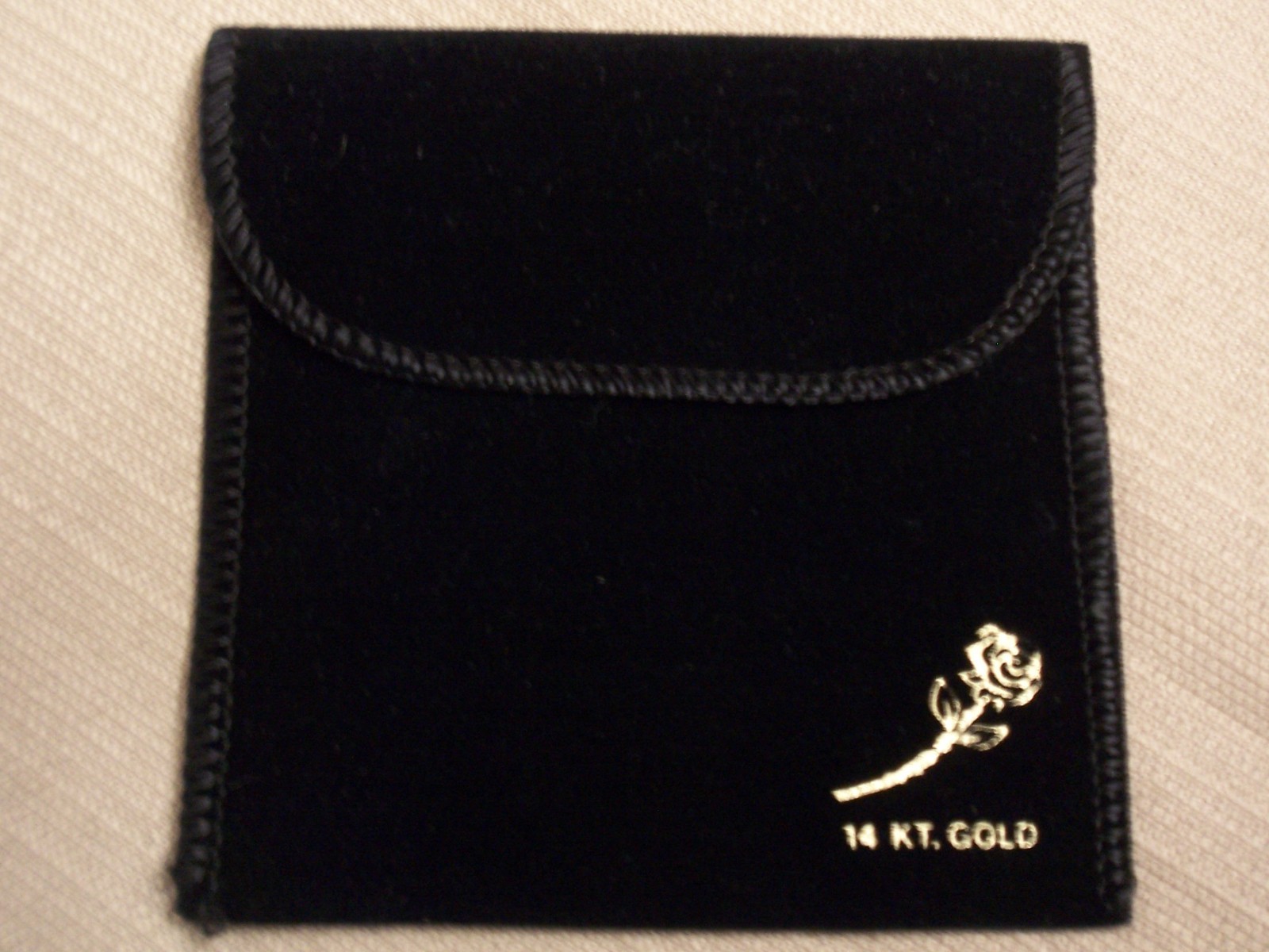 Mini velvet jewelry/compact/gift pouch bags-black-gold rose logo-open top-7 pc