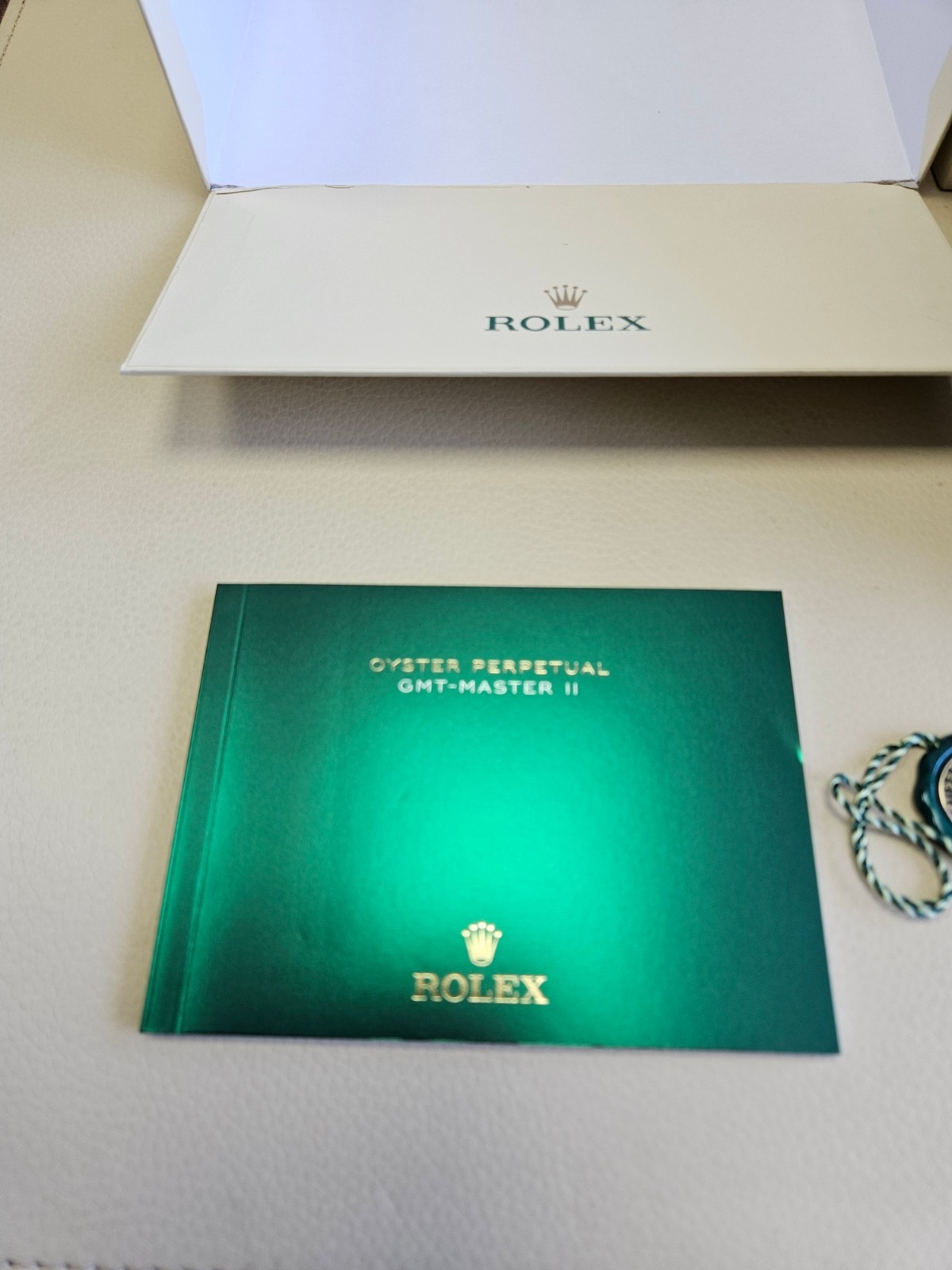 ROLEX GMT MASTER 11 WATCH BOX SET OYSTER M SUIT BRUCE WAYNE