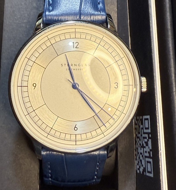Sternglas Sedius White/Silver Dial Mega Quartz –S01-SD01-HE02 – Box & Papers