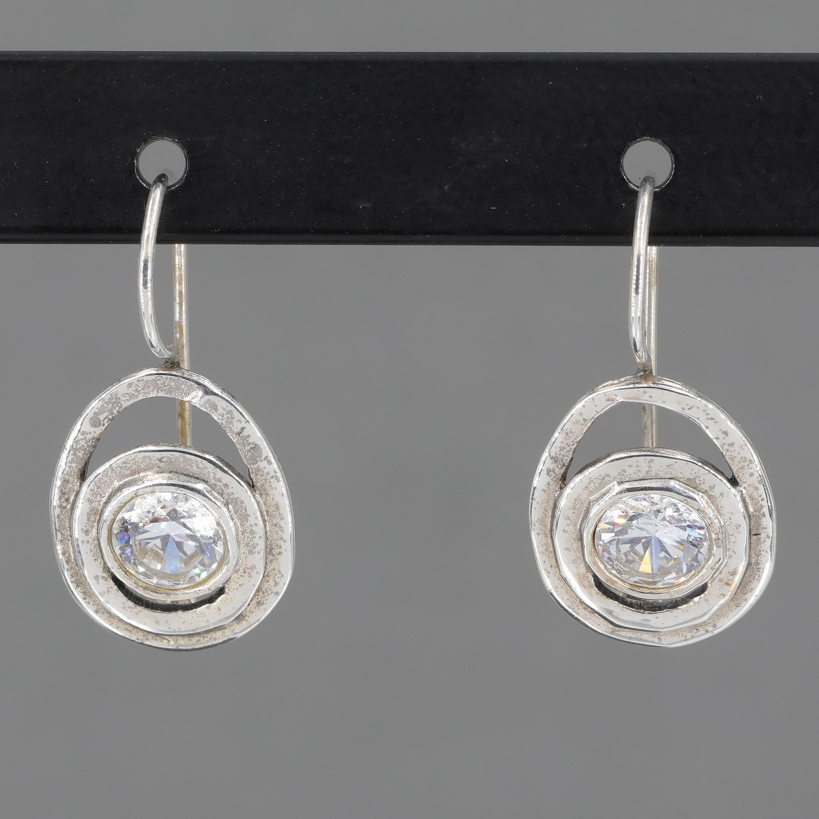 Vintage Silpada Sterling Silver Cubic Zirconia BULLSEYE Drop Earrings W1330