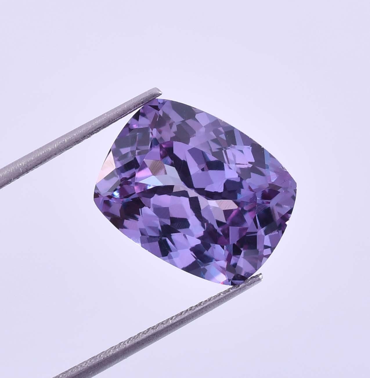 Flawless 15.02 Ct Natural Color Change Alexandrite GITCertified Cushion Gemstone