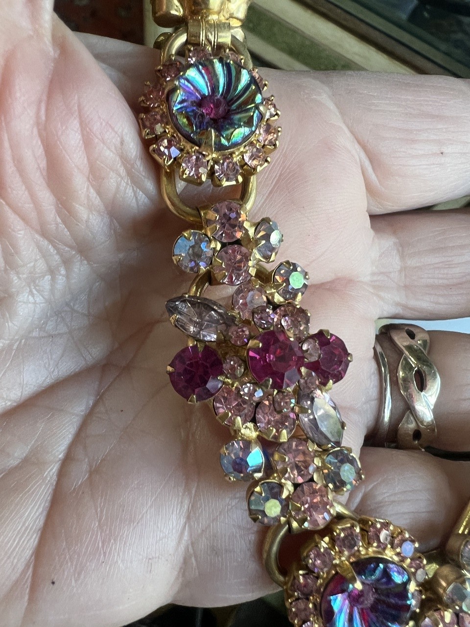 Rare Vintage Juliana D&E Heliotrope Margarita Pink RS Bracelet Earring Set 7.5″