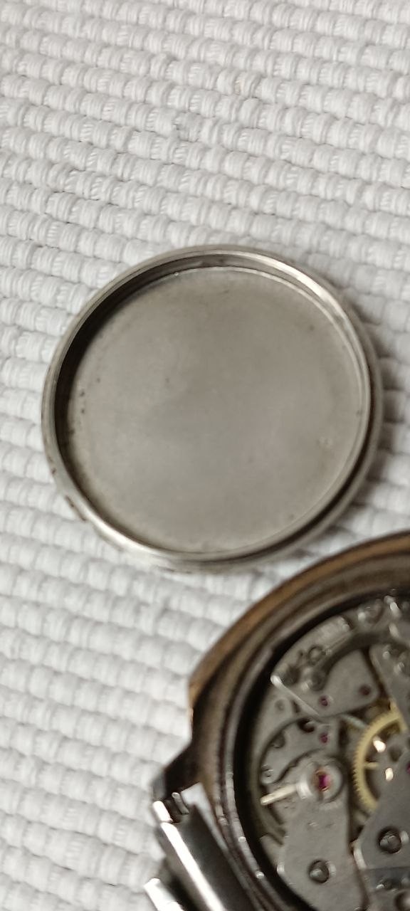 VINTAGE VALJOUX 7733 MANUAL WIND CHRONOGRAPH SWISS WATCH FOR REPAIR OR PARTS