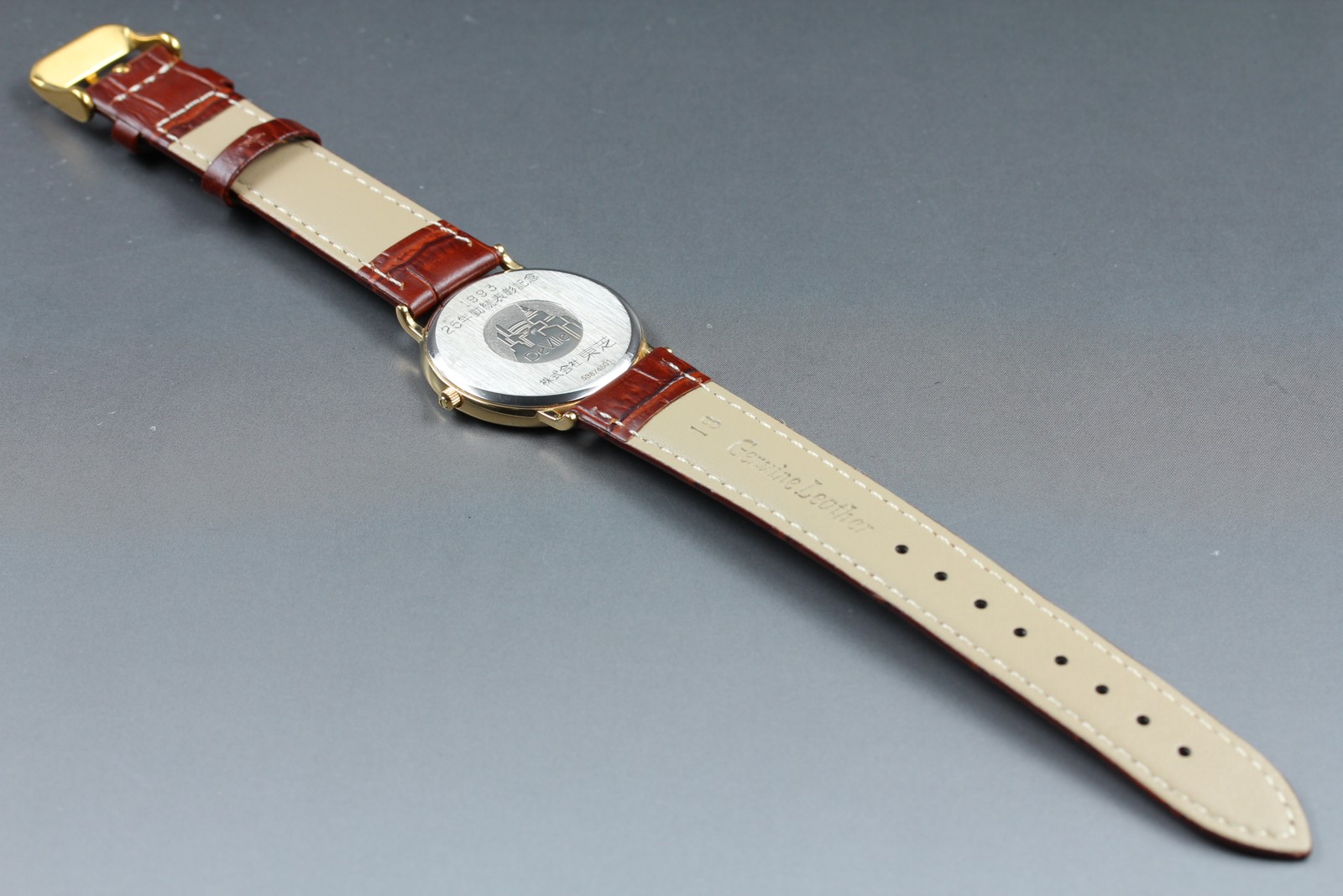 1991 Near MINT OMEGA De Ville 196.0312.1 Gold Dial Date 33mm Quartz Men’s Watch
