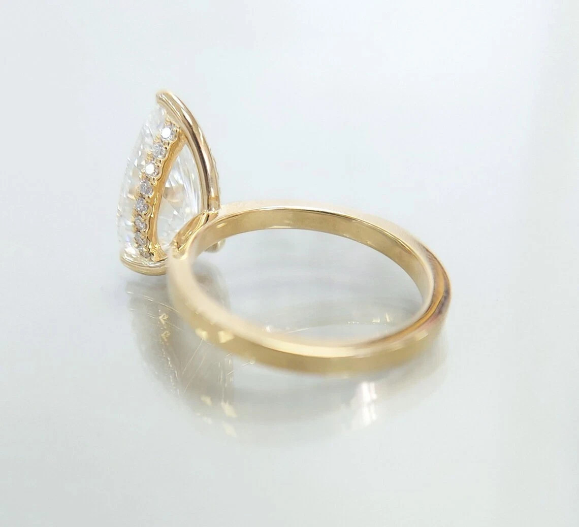 IGI 2.15 Ct Pear F-VS1 Lab Grown Diamond Women Promise Halo Ring 14K Yellow Gold
