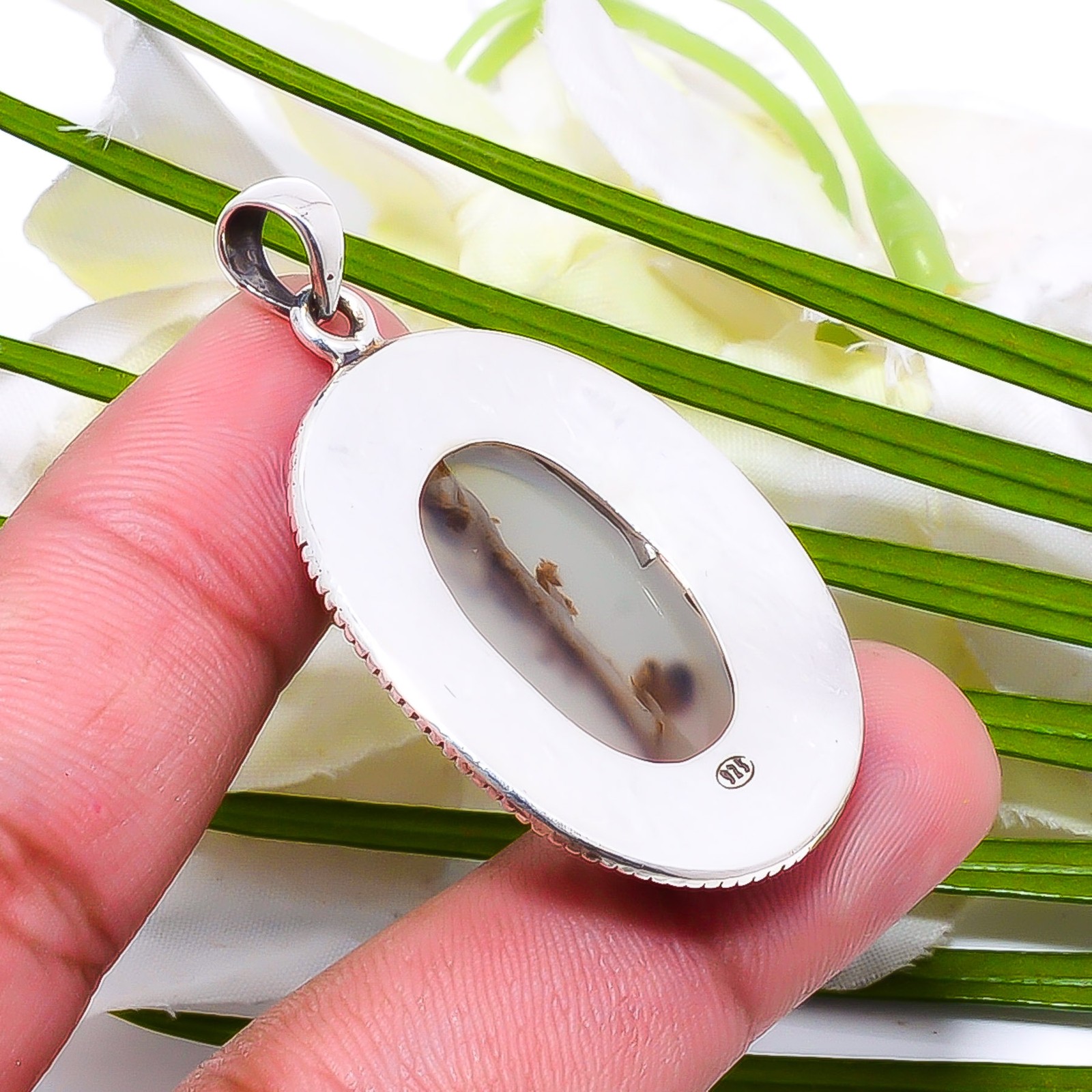 Shazar – Aqeeq – Scenic Dendritic Agate 925 Sterling Silver Pendant 0.98″ P10363