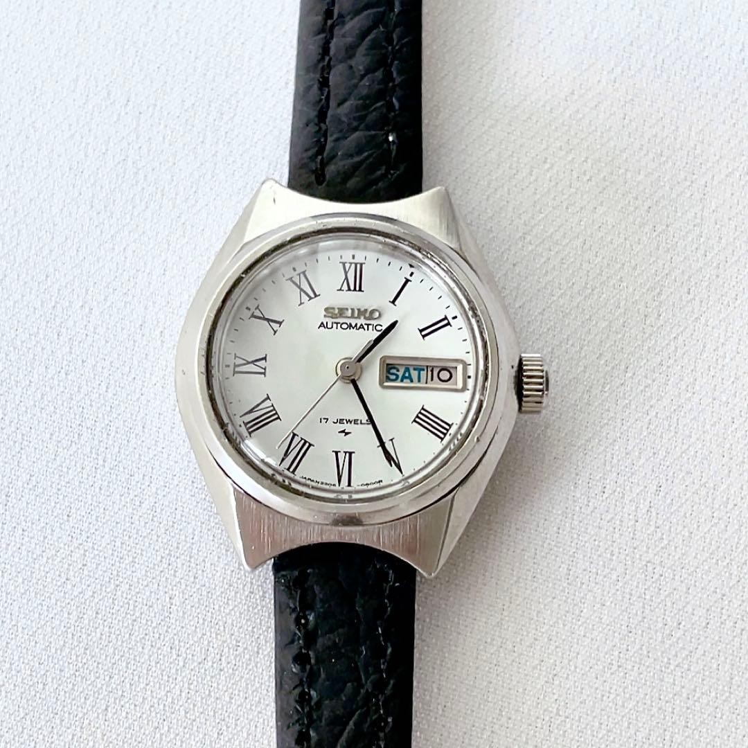 SEIKO 17 Jewels Ladies Automatic/Manual Winding Watch, Working Condition, Model