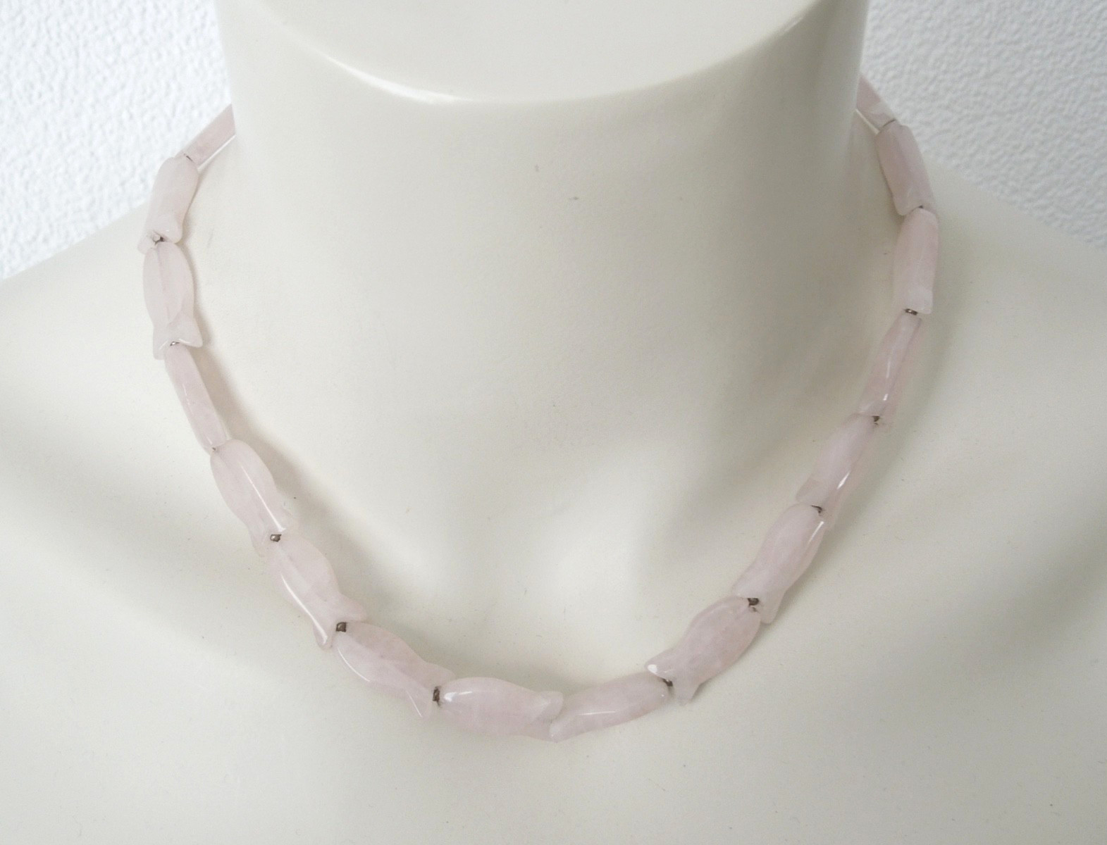 Vintage Necklace Collier Rose Quartz Pink Fish Elements 36.3 G/45 Cm