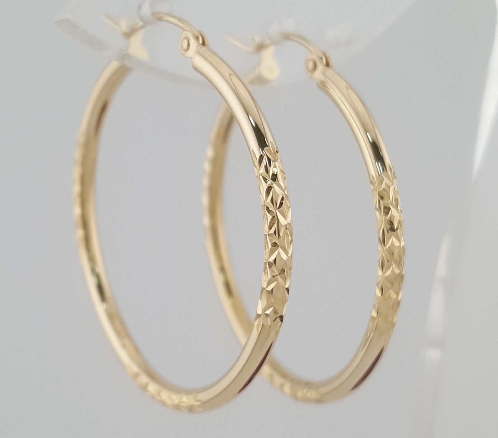 14k Yellow Gold Diamond Cut Hoop Earrings 2 Grams 1″