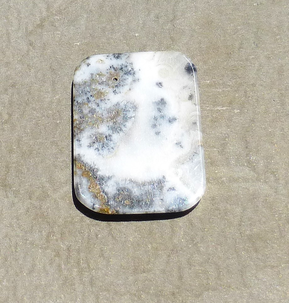 NATURAL manganese dendrites in calcite cabochon from California (30.70 cts.)